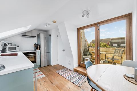 Tasso Road, W6