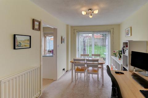 undefined, Elliston Grove, Leamington Spa, CV31 1YN