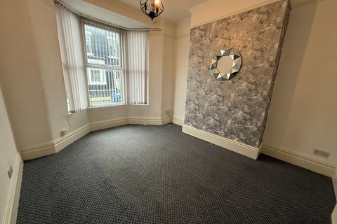 3 bedroom terraced house to rent, Ireton Street, Liverpool, L4