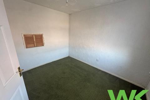 3 bedroom end of terrace house for sale, Selkirk Close, West Bromwich, B71