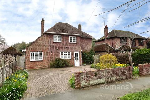 3 bedroom detached house for sale, Boundary Road, Farnborough, Hampshire