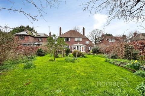 3 bedroom detached house for sale, Boundary Road, Farnborough, Hampshire