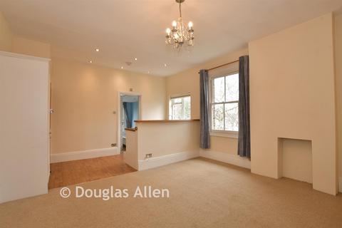 1 bedroom flat for sale, Headley Chase, Brentwood CM14
