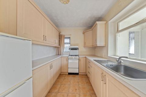 3 bedroom semi-detached house for sale, Capesthorne Road, Warrington, WA2