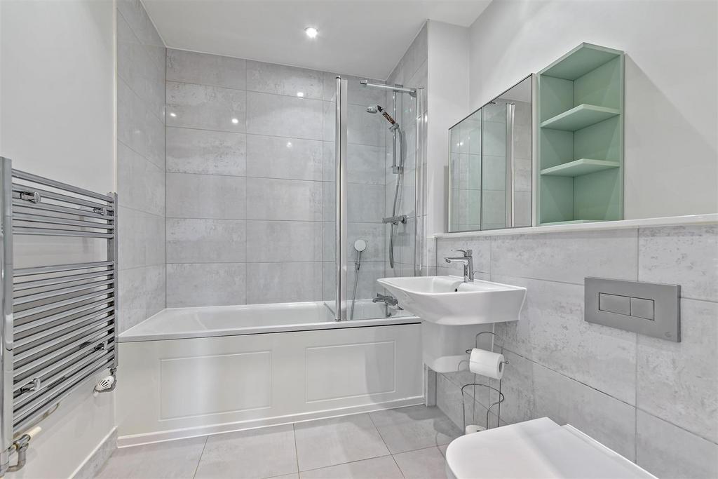 9 Verona Court-23.jpg