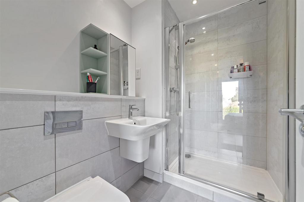 9 Verona Court-20.jpg