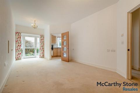 1 bedroom apartment for sale, Martello Court, 3-15 Jevington Gardens, Eastbourne, BN21 4SD