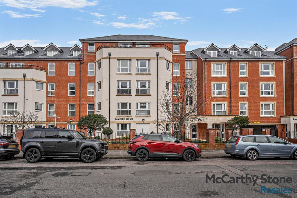 8681384-exterior08-800.jpg