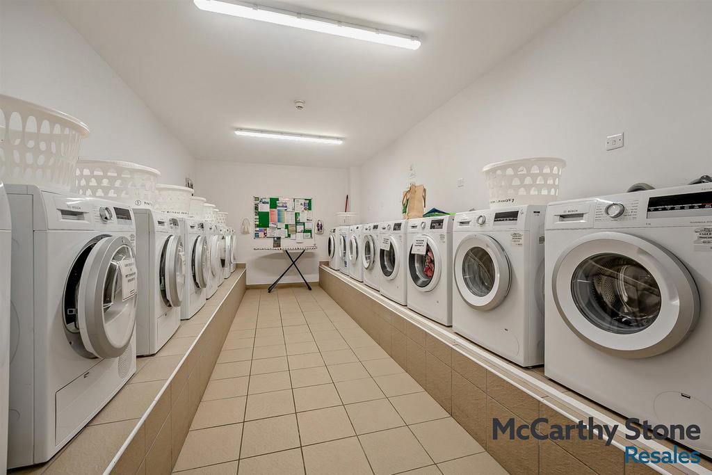 8681384-interior12-800.jpg
