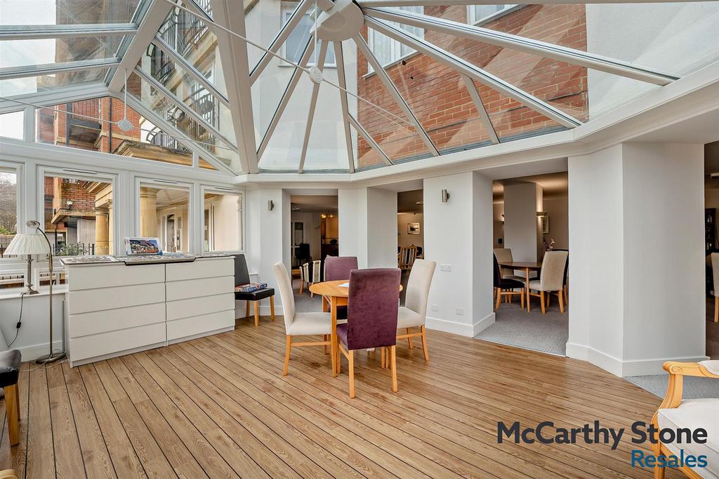 8681384-interior13-800.jpg
