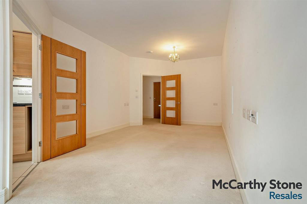 8681384-interior09-800.jpg