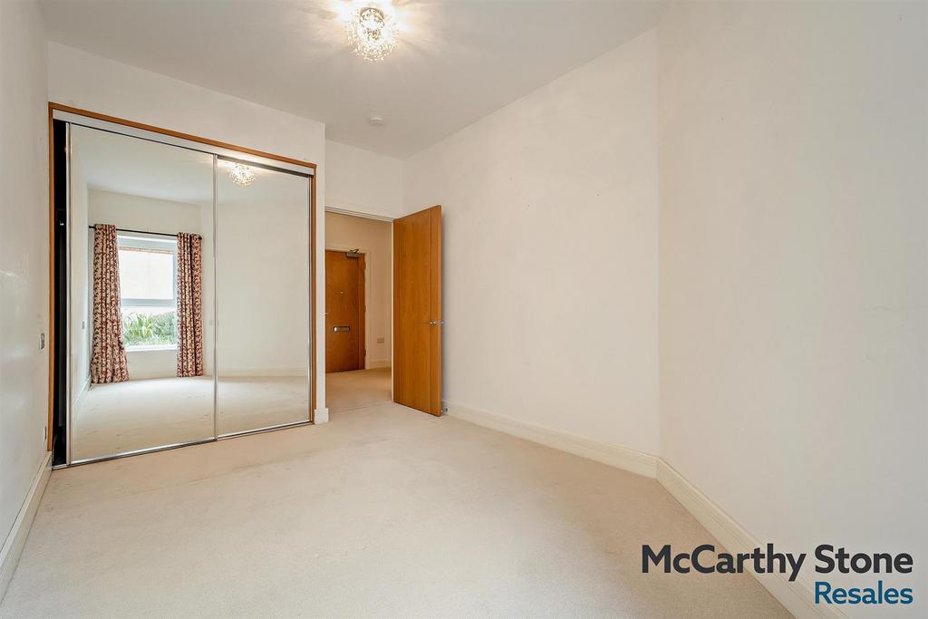8681384-interior06-800.jpg
