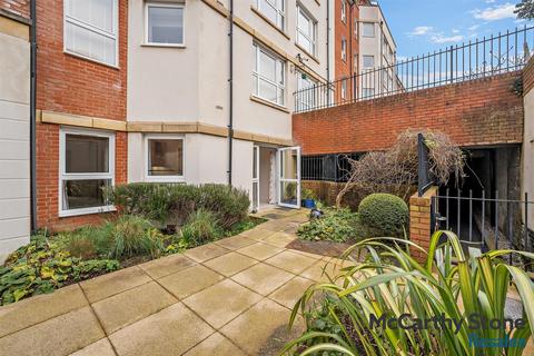 1 bedroom apartment for sale, Martello Court, 3-15 Jevington Gardens, Eastbourne, BN21 4SD