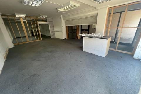 Retail property (high street) for sale, 8 Camp Rd Farnborough GU14 6EW