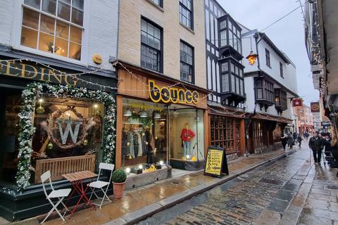 Retail property (high street) to rent, 11 Mercery Ln Canterbury CT1 2JJ
