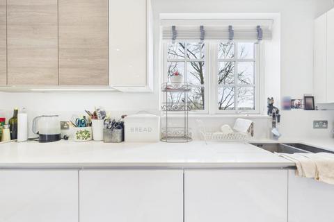 2 bedroom flat for sale, Ashridge Close,  Finchley,  N3