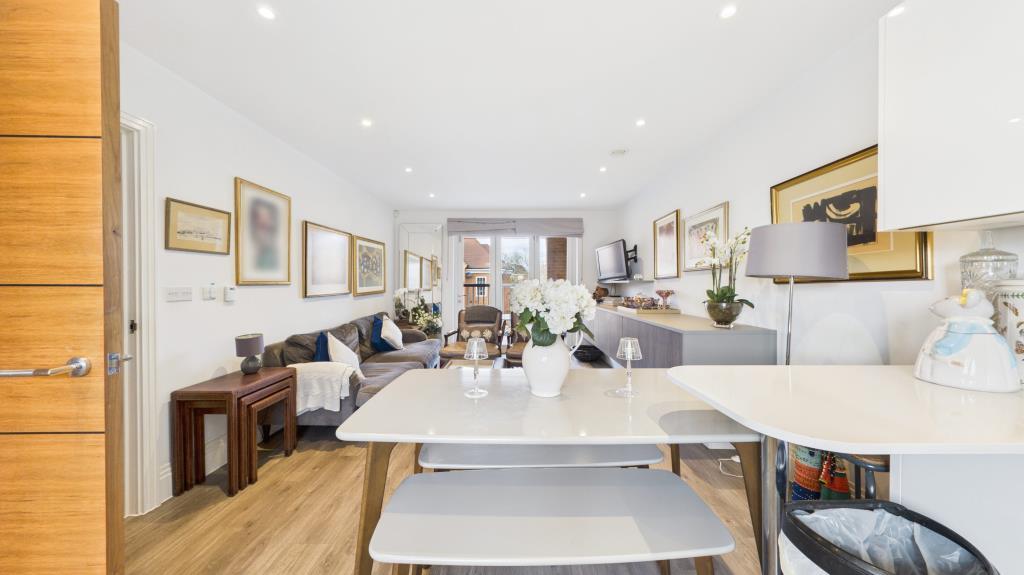 Open Plan Kitchen/Living Area