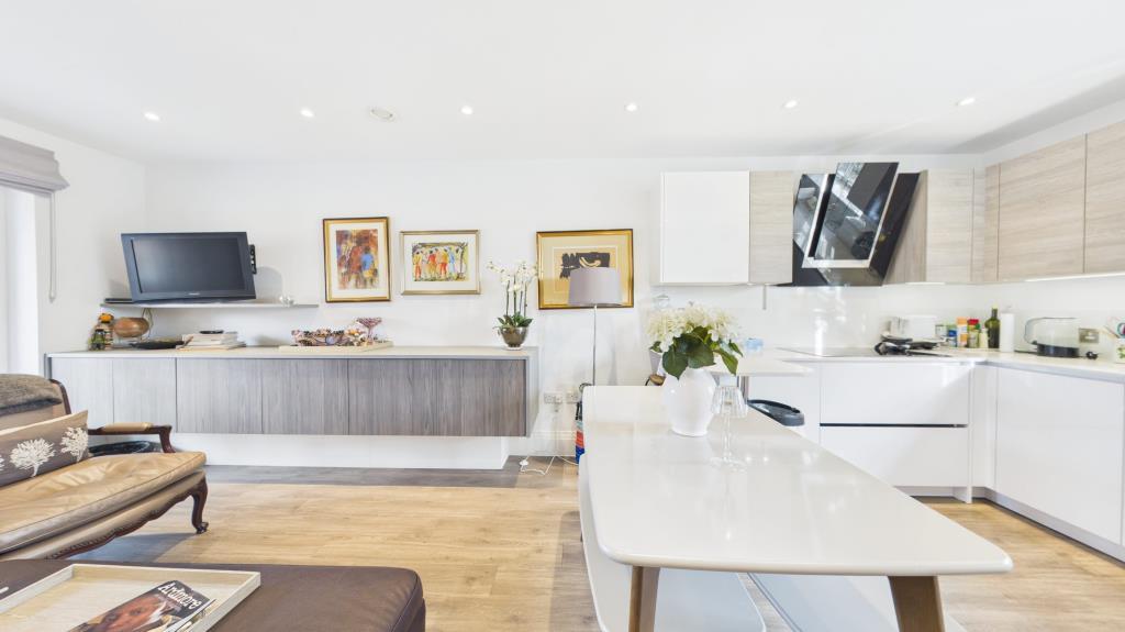 Open Plan Kitchen/Living Area