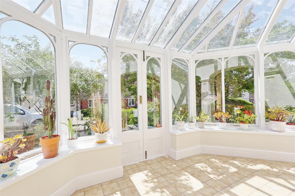 IMG 9465 6 7 easy HDR-interior3.jpg