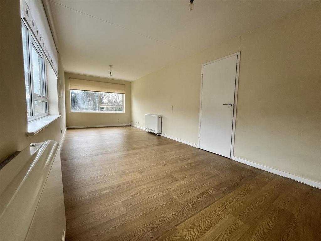 Boxgrove living room.jpeg