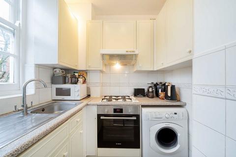 1 bedroom flat to rent, Grove End Road, London NW8