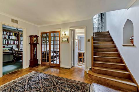 6 bedroom detached house for sale, Powntley Copse, Alton, Hampshire