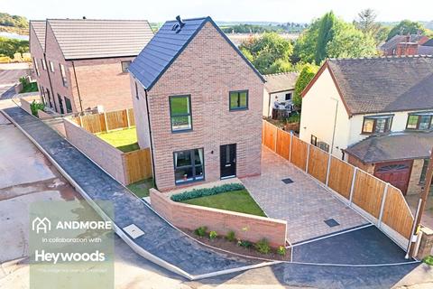3 bedroom detached house for sale - Honeywall Lane, Madeley, CW3