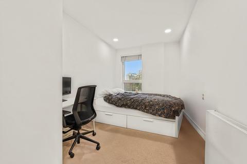 3 bedroom flat for sale, Market Road, London N7