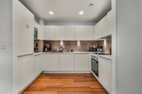 2 bedroom flat for sale, Market Road, London, N7