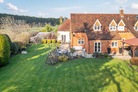 undefined, Lyne Lane, Lyne, Chertsey, KT16