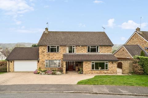 4 bedroom detached house for sale, Robson Close, Gerrards Cross SL9