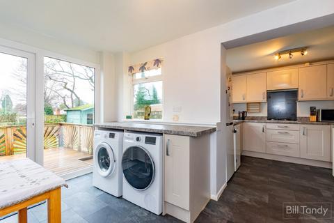 2 bedroom detached bungalow for sale, Bracken Close, Burntwood, WS7