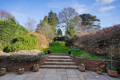 3 bedroom detached house for sale, Outwood Lane, Coulsdon CR5