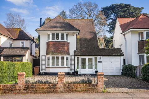 3 bedroom detached house for sale, Outwood Lane, Coulsdon CR5