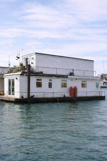 2 bedroom houseboat for sale, Vicarage Lane, Hoo ME3