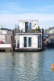 2 bedroom houseboat for sale, Vicarage Lane, Hoo ME3