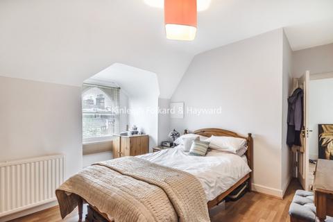 1 bedroom duplex for sale, Granville Road, Crouch End, London, N4