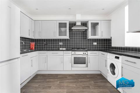 3 bedroom apartment to rent, Princes Avenue, London, N3