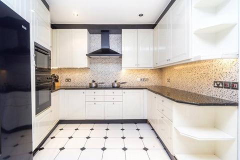 5 bedroom flat to rent, Park Road, London, NW8