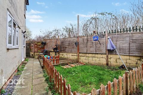 1 bedroom apartment to rent, South End Road, HORNCHURCH