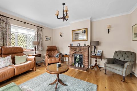 undefined, White Knobs Way, Caterham, CR3