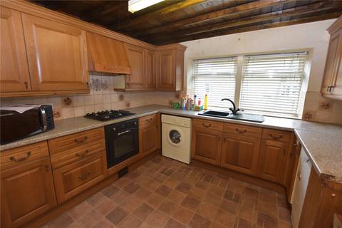 3 bedroom end of terrace house for sale, Clayton Lane, Clayton, Bradford, West Yorkshire