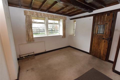 3 bedroom end of terrace house for sale, Clayton Lane, Clayton, Bradford, West Yorkshire