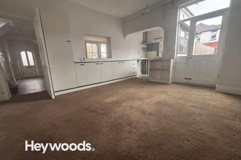 3 bedroom terraced house for sale, Hartshill Road, Stoke-On-Trent, ST4