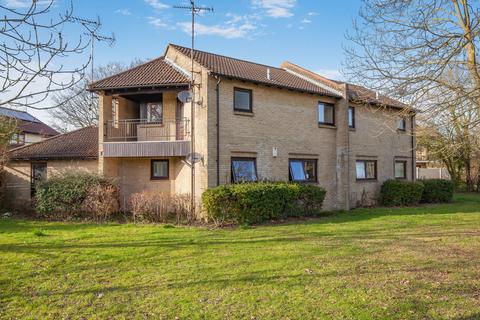 1 bedroom flat for sale, The Gallops, Langdon Hills, SS16
