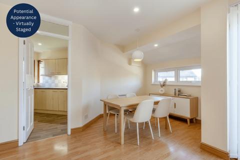 1 bedroom flat for sale, The Gallops, Langdon Hills, SS16