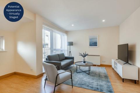 1 bedroom flat for sale, The Gallops, Langdon Hills, SS16