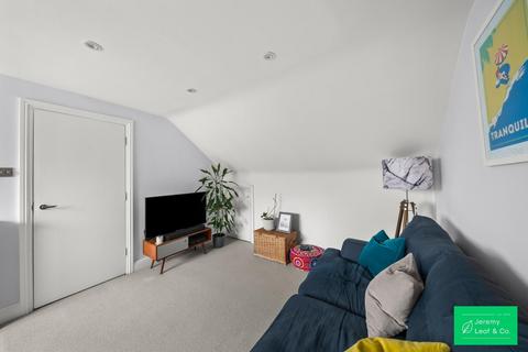 1 bedroom flat for sale, Durham Road, London