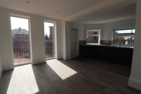 3 bedroom semi-detached house to rent, Copperas Lane, West Denton