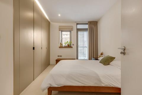 2 bedroom flat for sale, White Lion Street, London, N1
